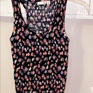 floral tank top